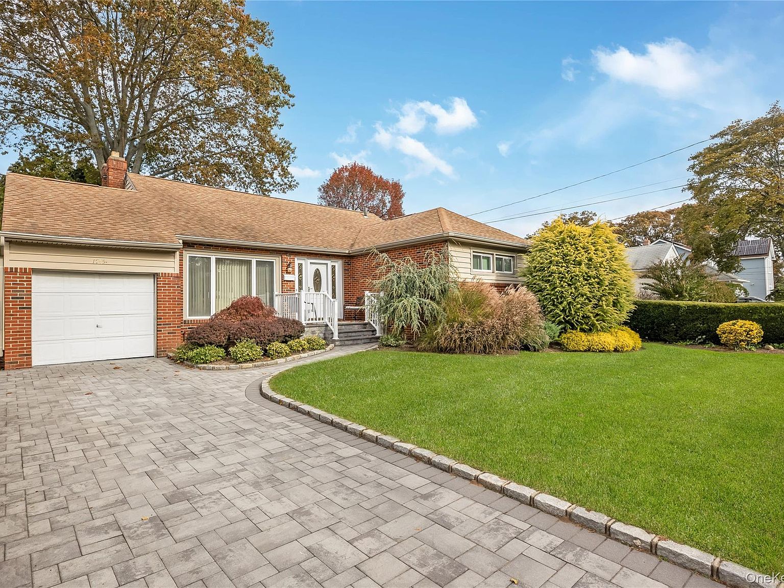 りょ＊ 1745 Gerose Court, East Meadow, NY 11554 | Zillow