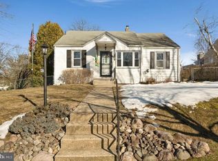 129 Palmwood Ave, Cherry Hill, NJ 08003
