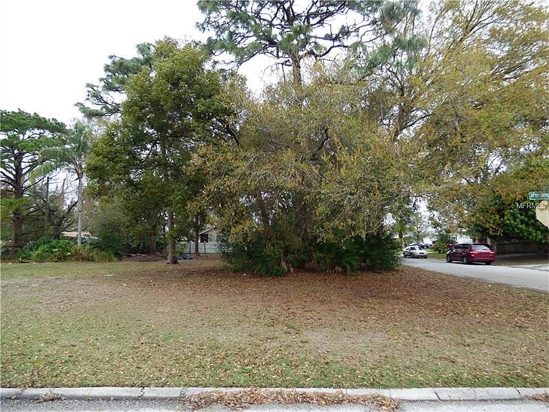 2nd image of 2672 Morningside Dr