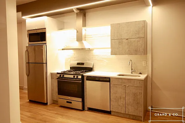 Rented by Grand & Co. | media 58