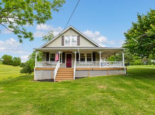 3501 Country Club Rd, Troutville, VA 24175