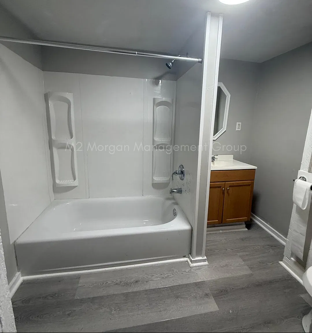 174 West 1st St South - 102 Leitch St - Apt 3 — Photo 3