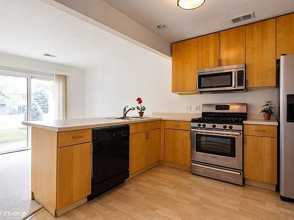 4th image of 706 Hamilton Cir #706