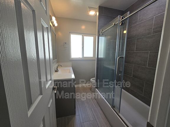 5th image of 1303 N Brand Blvd #1