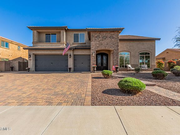5th image of 18155 W Sells Dr