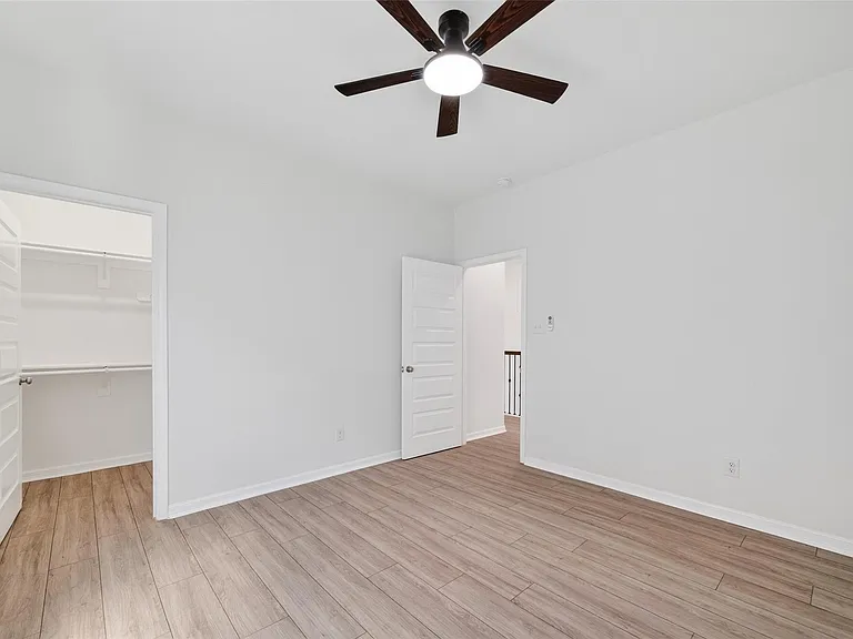 8628 Scott St — Photo 27