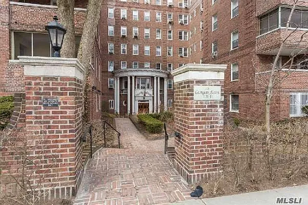 Sold by Douglas Elliman | media 2