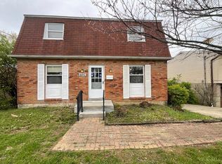 1697 Atson Ln, Cincinnati, OH