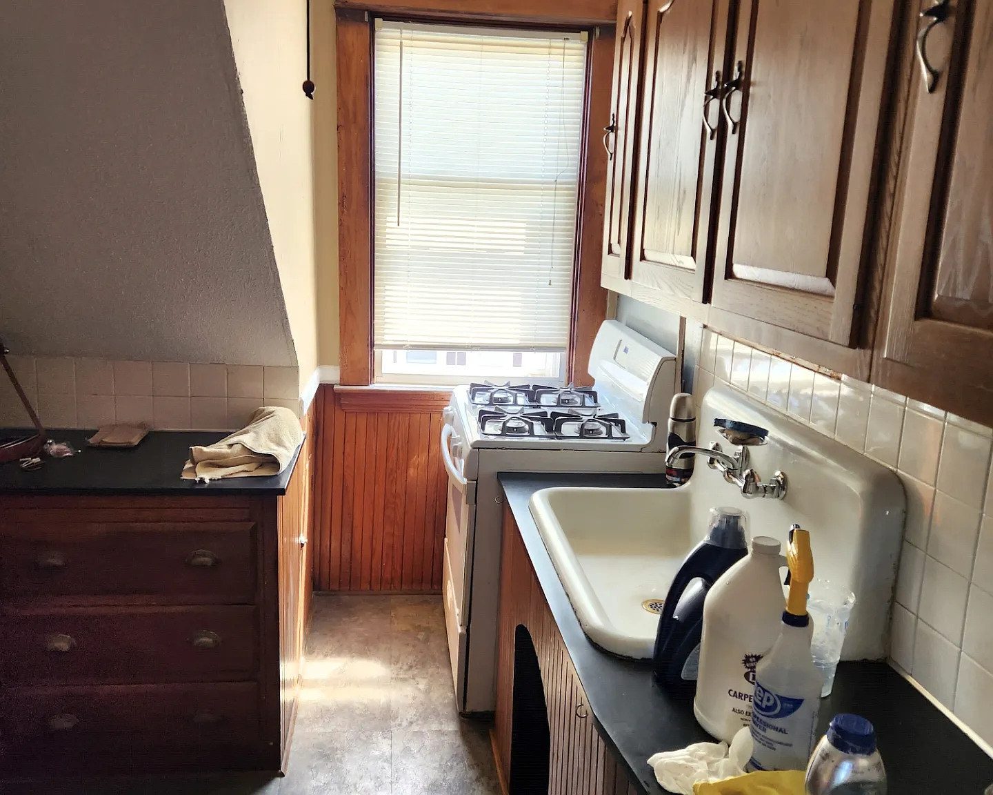 2 bed, 1000 sqft, $1,000 — Photo 2