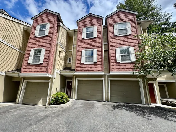 1800 NE 40th St, Renton, WA