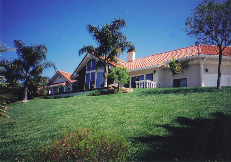 1st image of 19 Saddleback Ct