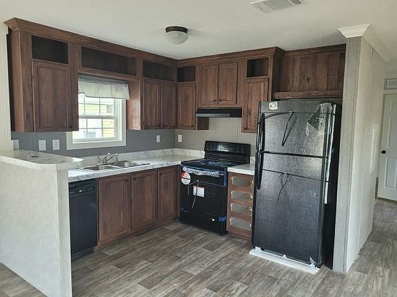 5th image of 9460 Sunset Dr #98