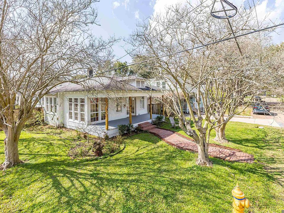 1st image of 1946 Pericles St