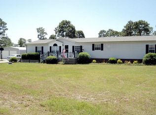 115 N Queens St, Hubert, NC 28539
