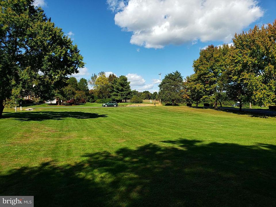 Beautiful Building Land Close to Golf Course