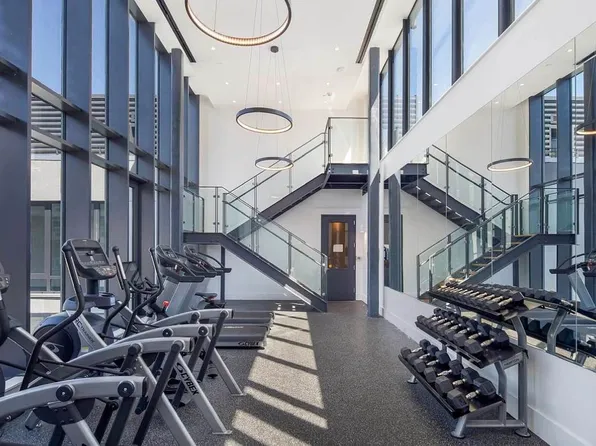 531 Myrtle Avenue image 14 of 19