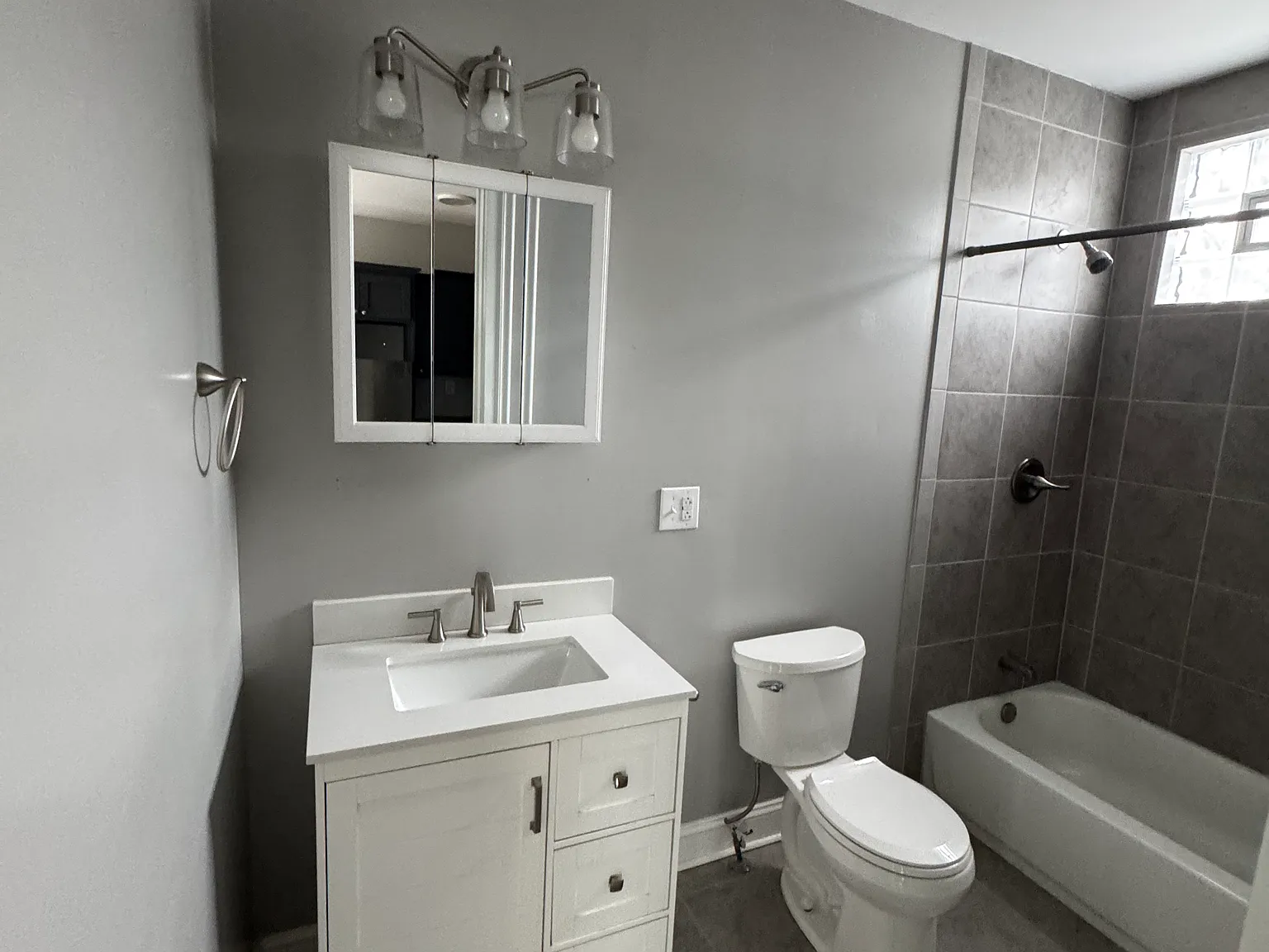 1 bed, 600 sqft, $1,400 — Photo 4