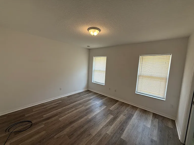 3288 NE Caitlin Ln — Photo 17