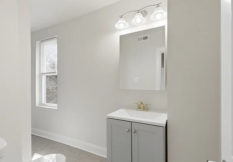 910 N Arlington Ave #1 — Photo 9