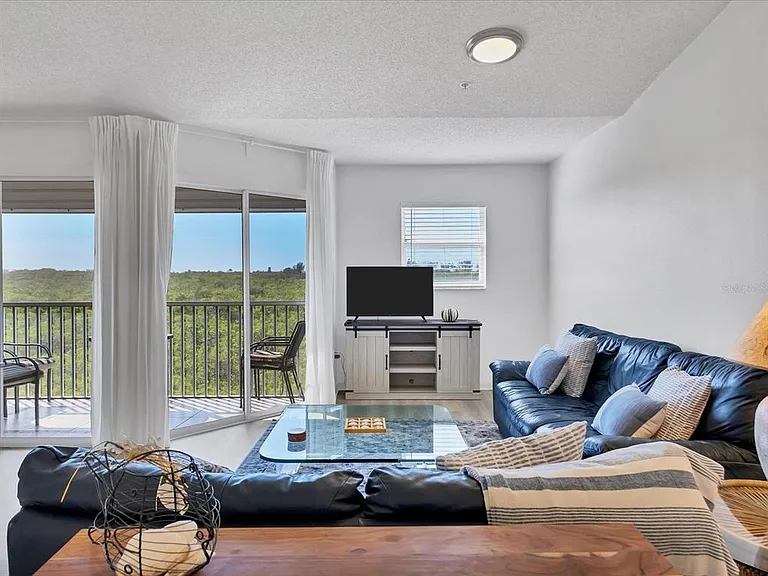 3607 E Bay Dr #206 — Photo 5