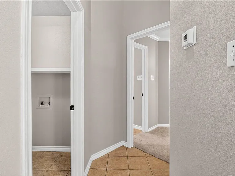 5114 Spring Brook Dr — Photo 20
