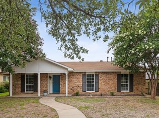 2016 Chestnut Rd, Carrollton, TX 75007