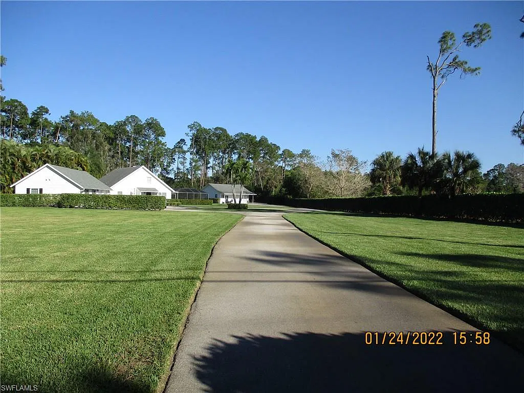 Oakes Estates — Photo 2