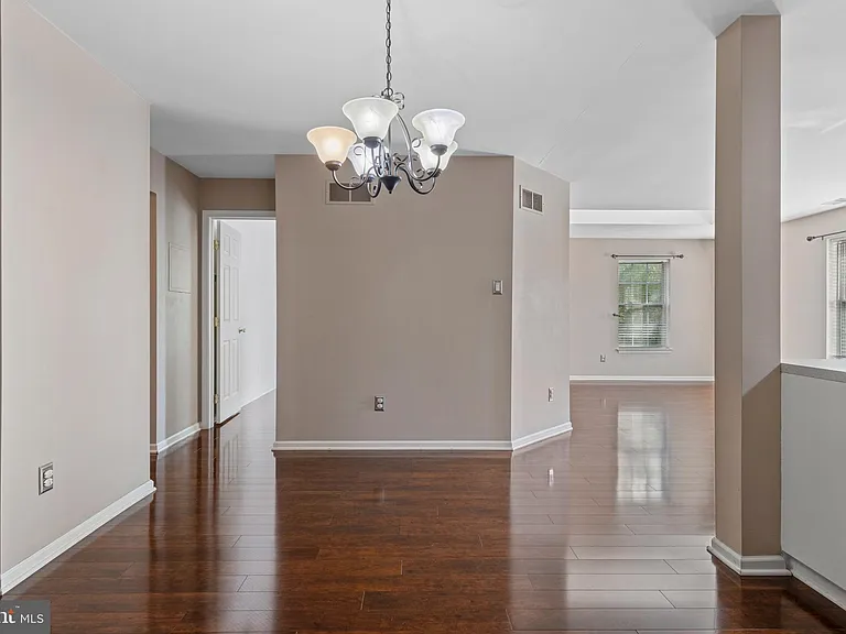 312 Riverbirch Cir #802 — Photo 17