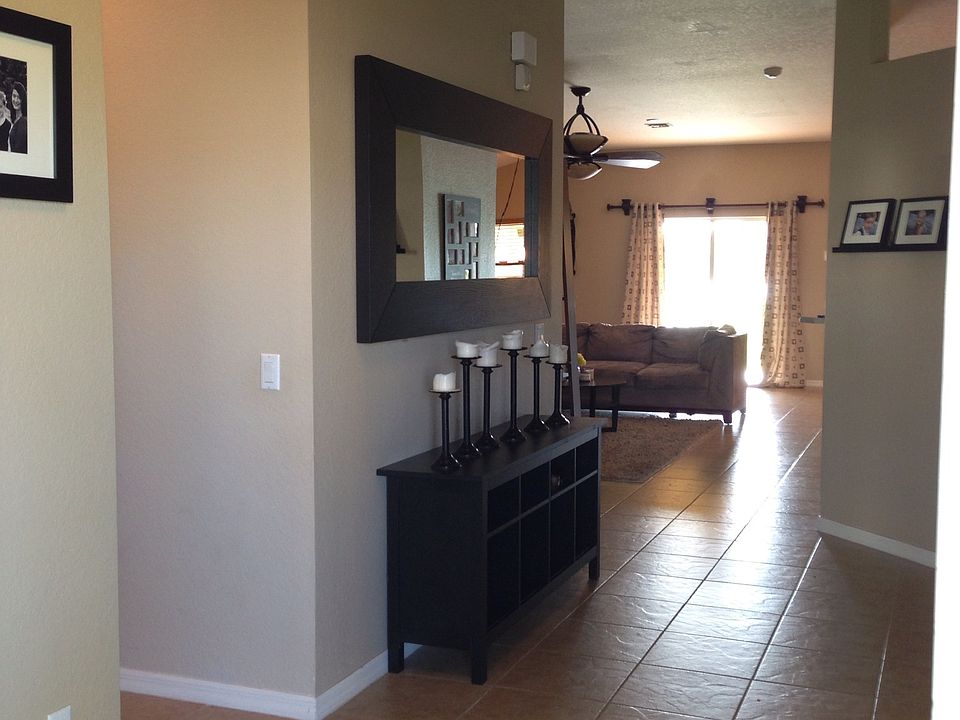 Entry way