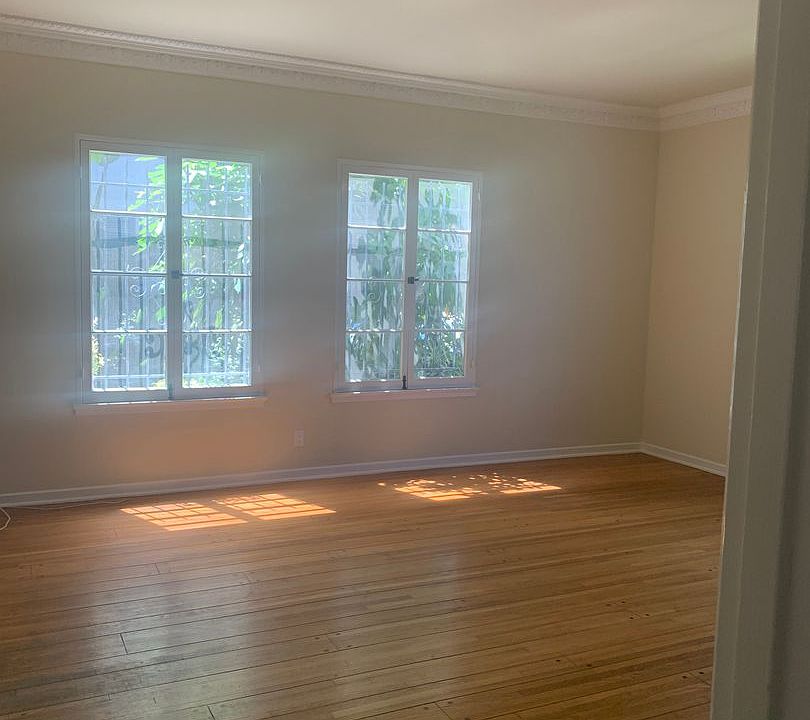 1st image of 200 S Martel Ave #7