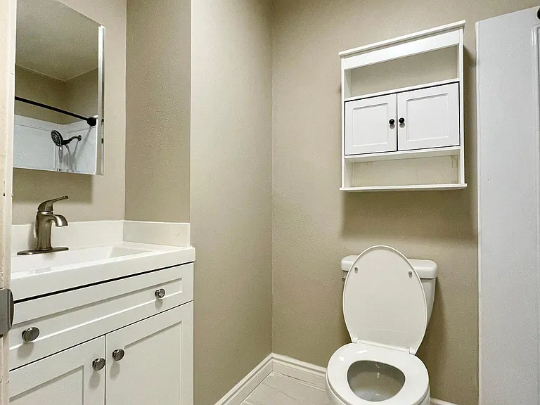 4350 Vision Dr — Photo 11