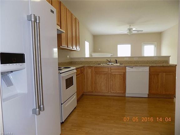 5th image of 4812 Redland Ct