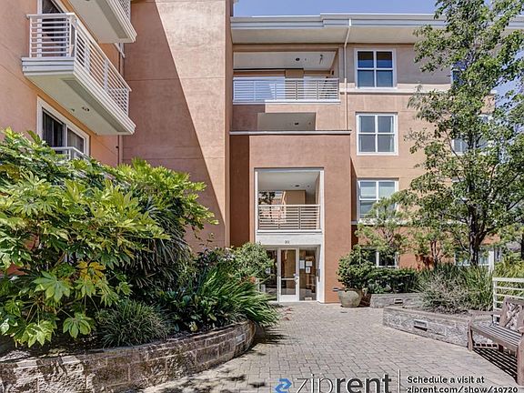 3rd image of 301 Crescent Ct APT 3316