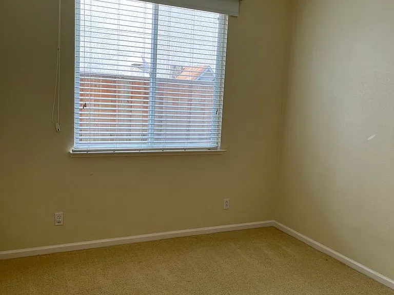 3064 Audubon Cir — Photo 20