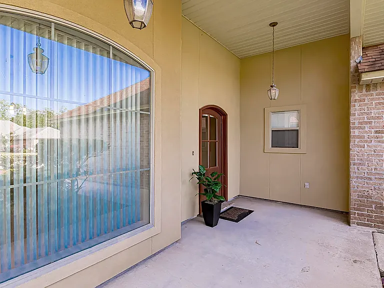6342 Surrey Ln — Photo 3
