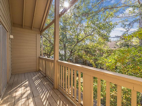 5th image of 2100 Tanglewilde St APT 514