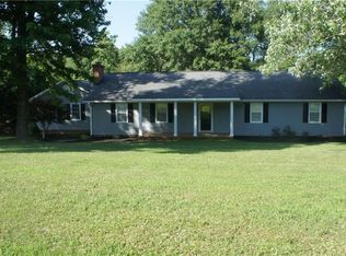 1031 Dickerson Rd, Anderson, SC 29626