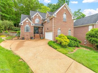 2121 Madison Grove Ln, Knoxville, TN 37922