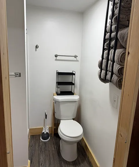 10 Colonial Way #2 — Photo 3