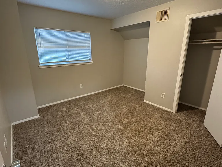 6203 Settlers Square Ln — Photo 10