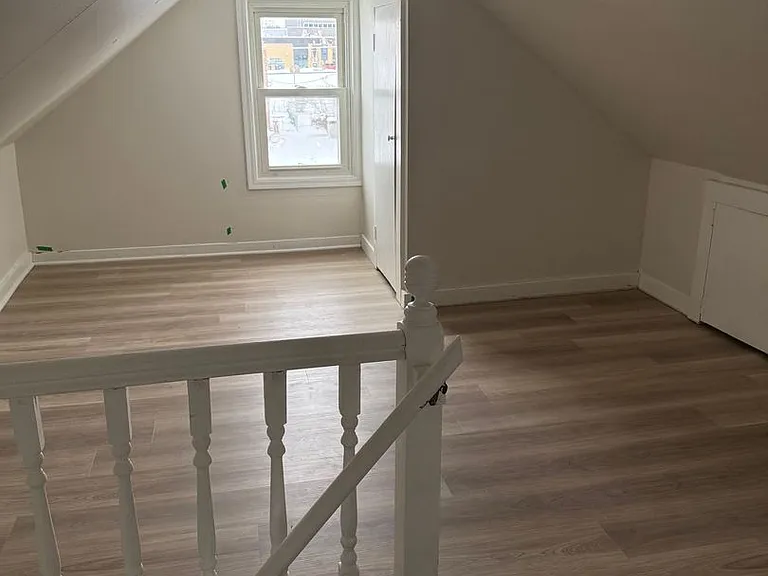 2304 Clark St — Photo 15