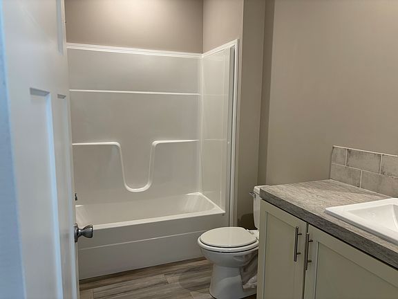 5th image of 14899 Sea Myrtle Ln #5W