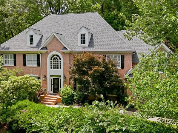 2134 River Cliff Dr, Roswell, GA 30076