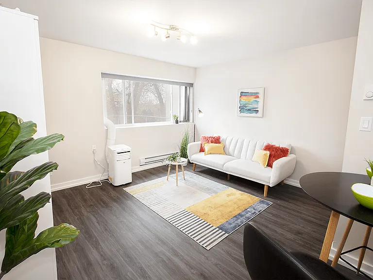 340 Assiniboine Ave #102 — Photo 16