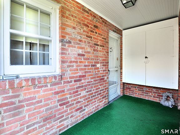 4th image of 102 Ridgewood Road