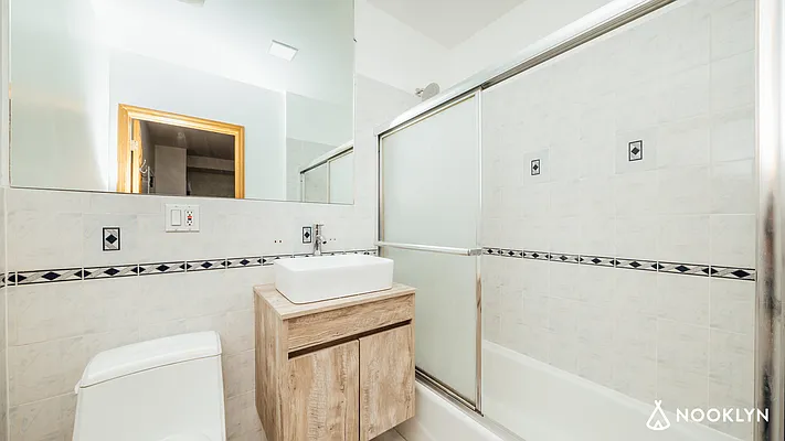 Rented by Nooklyn NYC LLC | media 20