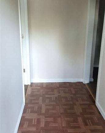 3rd image of 612 Center Hill Ave NW