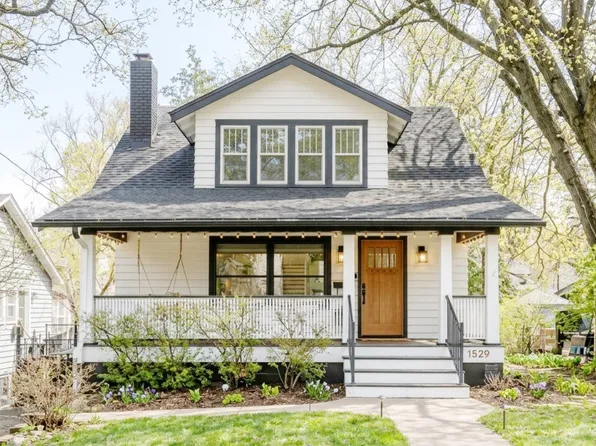 1529 41st St, Des Moines, IA 50311