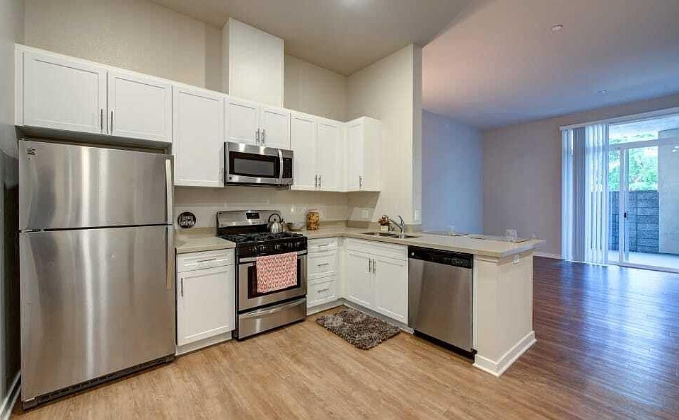 2nd image of 4274 NE 10th Ct