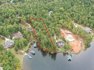 215 Commonwealth Dr, Ninety Six, SC 29666